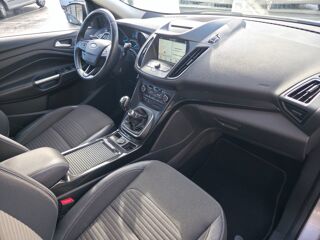 Kuga 1.5 ECOBOOST 150ch TITANIUM 4X2 START-STOP / CAMERA / SIEGES 2017 occasion 17100 Saintes