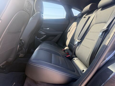 E-PACE P300E 309 ch R-DYNAMIC BLACK AWD SON MERIDIAN / ATTELAGE ELE 2021 occasion 42160 Andr&eacute;zieux-Bouth&eacute;on