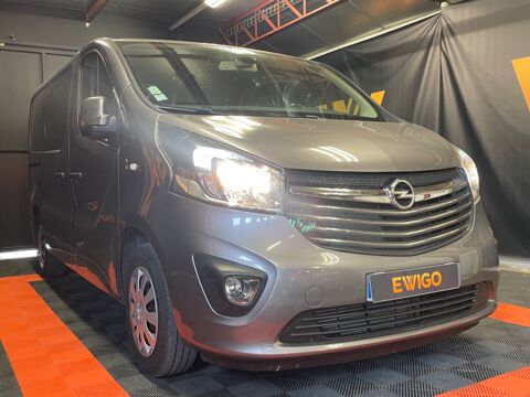 Vivaro COMBI BITURBO 1.6 CDTI 120Ch 9 PLACES / ATTELAGE 2015 occasion 24750 Tr&eacute;lissac