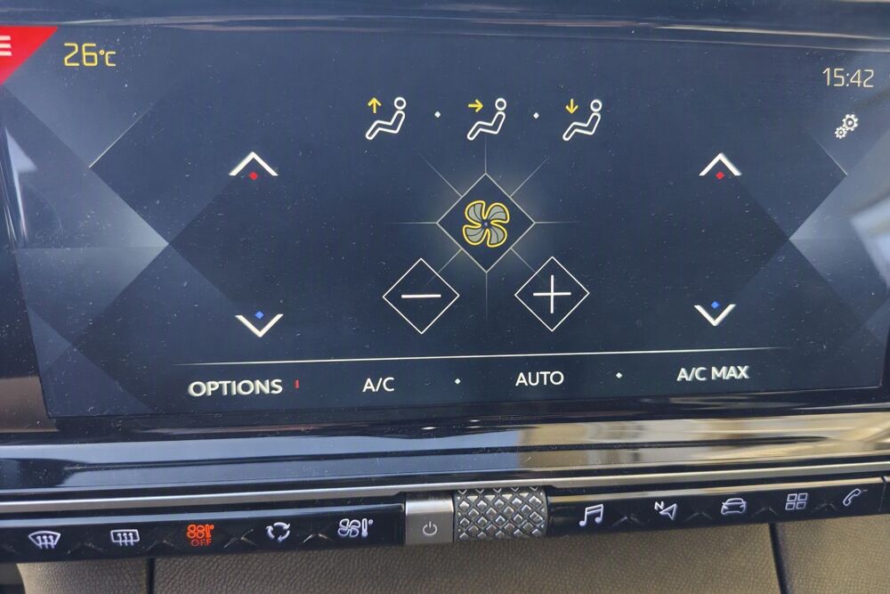 DS3 1.5 BLUEHDI 130Ch BUSINESS EAT8/CARPLAY/ATTELAGE ESCAMOTABLE 2022 occasion 74600 Seynod