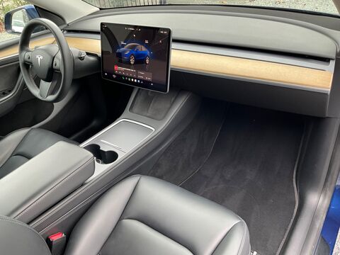Model Y LONG RANGE DUAL MOTORS 441 CV / 4 roues motrices 2022 occasion 17000 La Rochelle