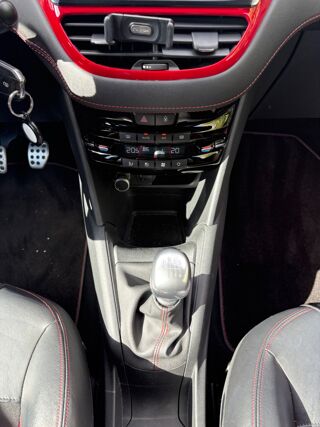 208 GTI 1.6 THP 200 CH / SUIVI PEUGEOT 2015 occasion 40000 Mont-de-Marsan