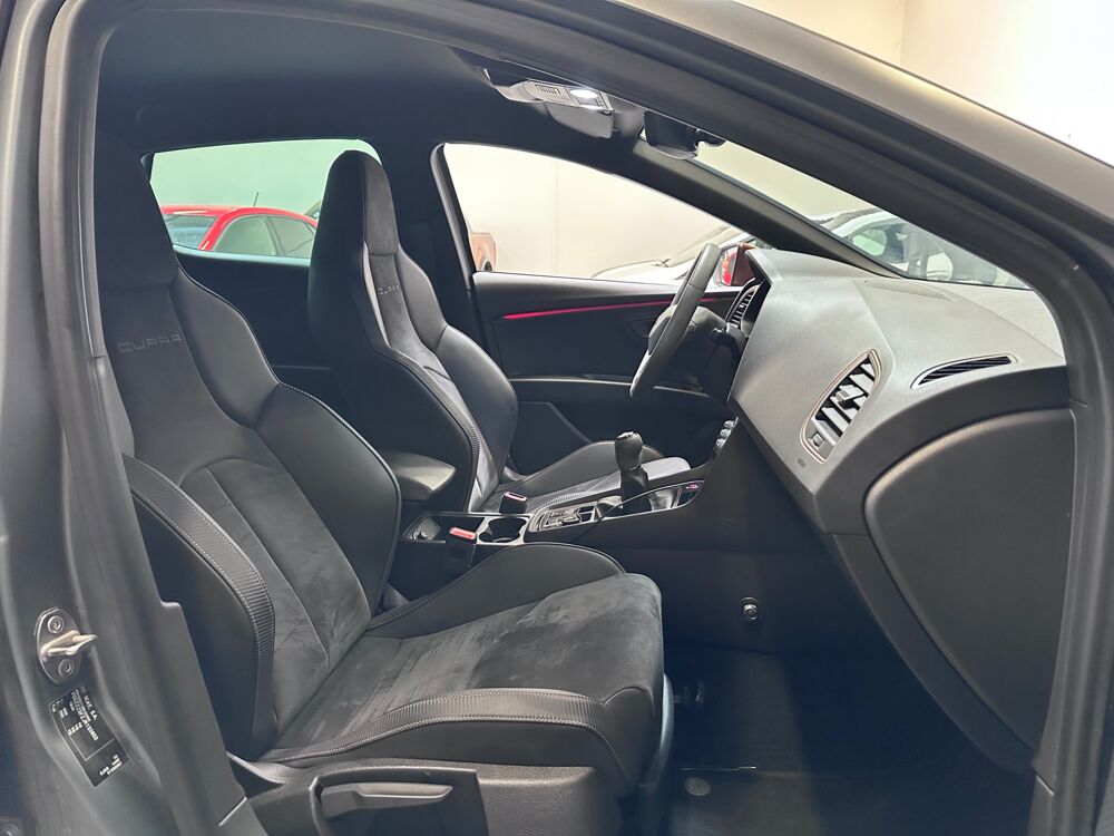 Leon CUPRA R 310ch LIMITED EDITION 260 OF 799 2018 occasion 37100 Tours