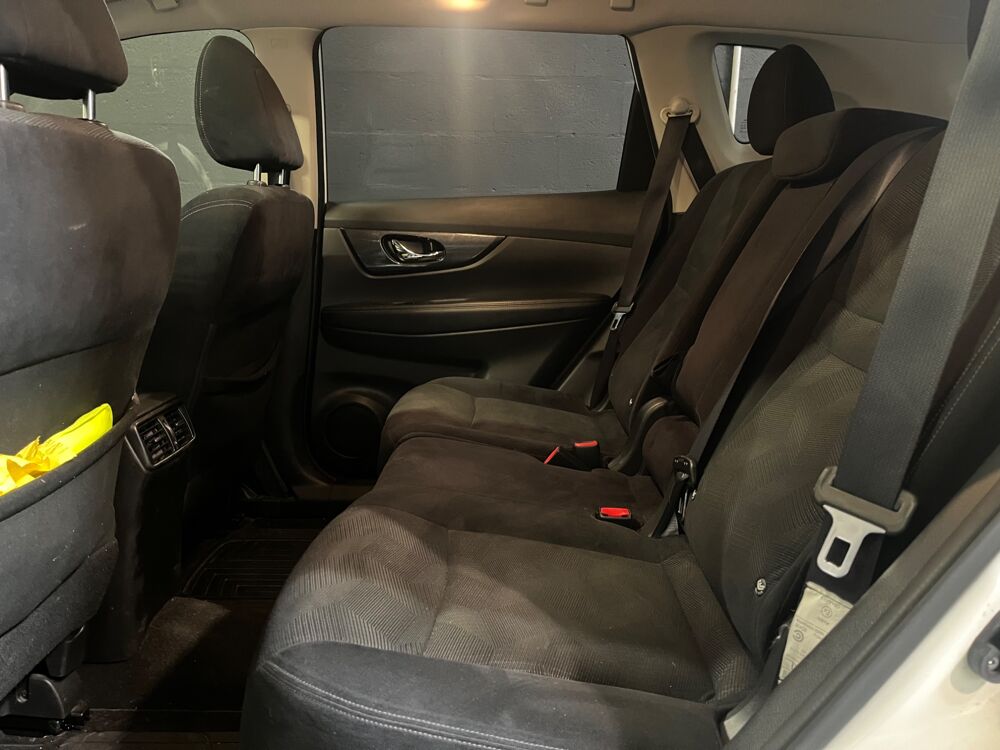 X-Trail 1.6 DCI 130ch N-CONNECTA 2WD/ 1ERE MAIN/ TOIT OUVRANT 2017 occasion 78125 Gazeran