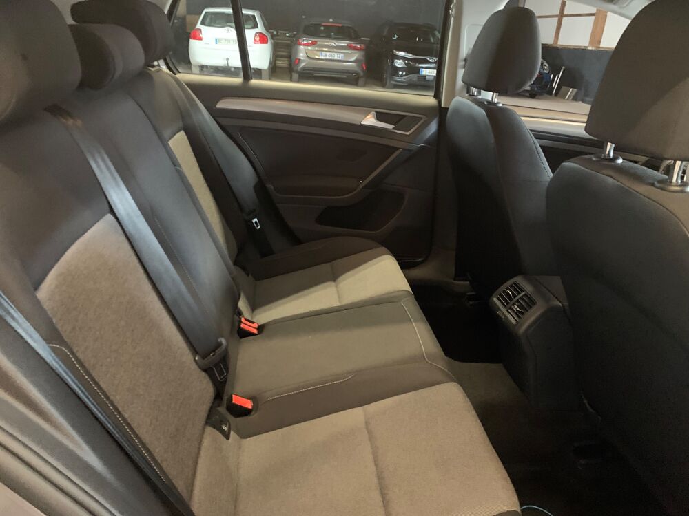 Golf 1.6 TDI 90 BLUEMOTION CONFORT LINE 2016 occasion 76190 &Eacute;calles-Alix