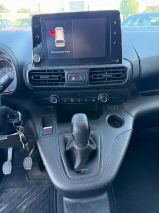 Combo VU FOURGON 1.5 TD 100CH L1H1 - PACK CLIM - CARPLAY - RADAR DE R 2021 occasion 27000 &Eacute;vreux