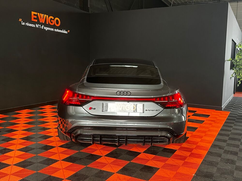 RS3 S EXTENDED 598 CH / PACK RS / FREINS CARBID ROUGE / JANTES 2022 occasion 29000 Quimper