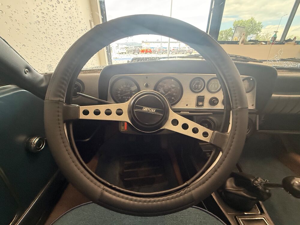 124 spider Coup&eacute; sport 1600 1973 occasion 26000 Valence