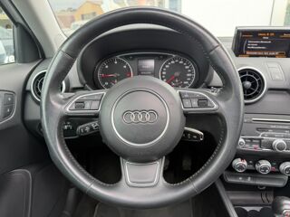 A1 1.6 TDI 116ch Business line 5 Portes S tronic 7 BVA / Toit O 2017 occasion 64122 Urrugne