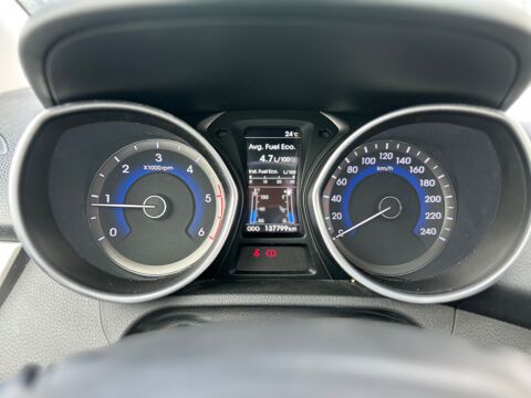 i30 CW 1.6 CRDI 110 CH EXECUTIVE / ATTELAGE / CAMERA DE RECUL 2015 occasion 47000 Agen