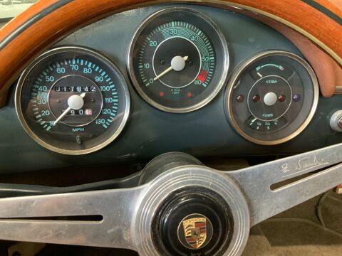 COCCINELLE II PORSCHE 356 SPEEDSTER 1971 REPLICA 1971 occasion 26100 Romans-sur-Is&egrave;re