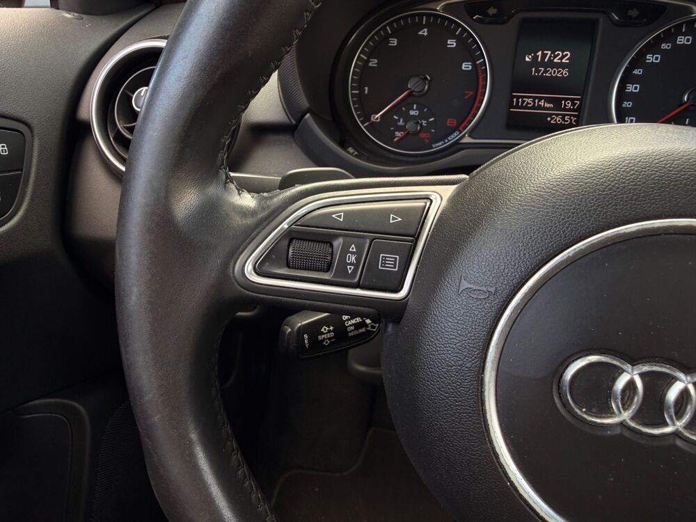 A1 SPORTBACK 1.4 TFSI 150ch S-TRONIC 7 - Ambition Luxe - Toit O 2016 occasion 44220 Cou&euml;ron