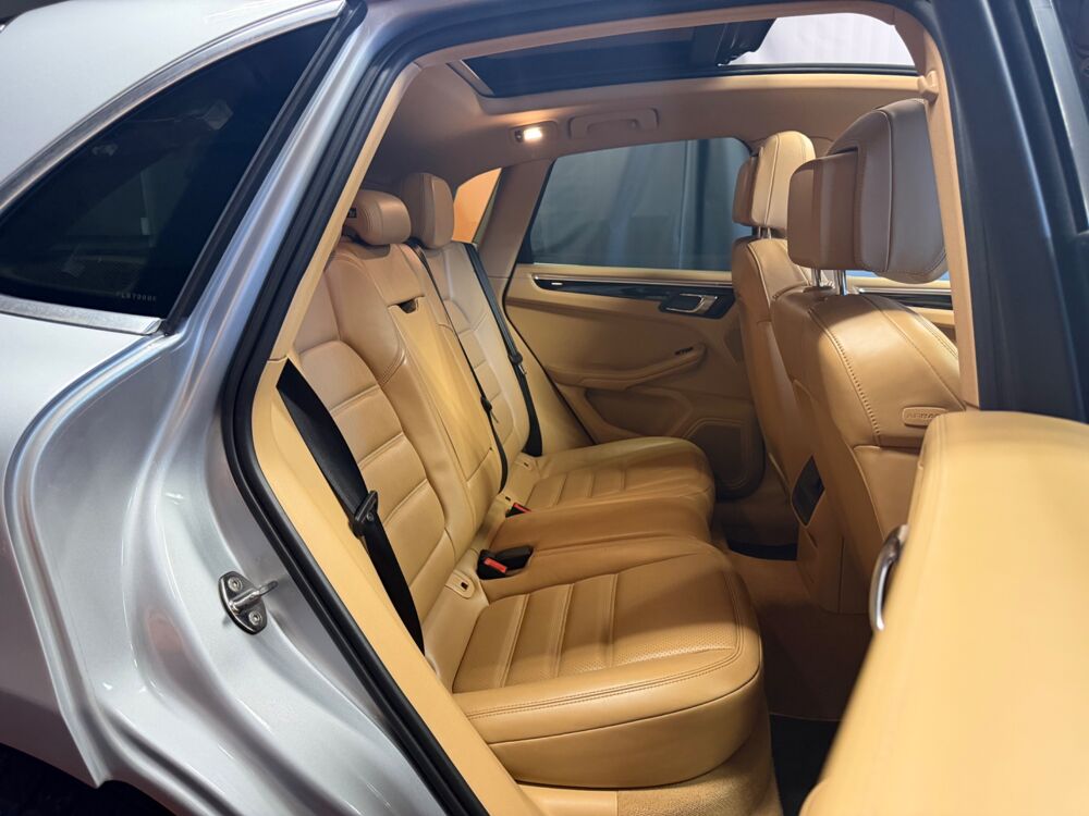 Macan 3.0 DIESEL 260Ch S PDK BVA SIEGES CHAUFFANT / TOIT OUVRANT 2014 occasion 24750 Tr&eacute;lissac