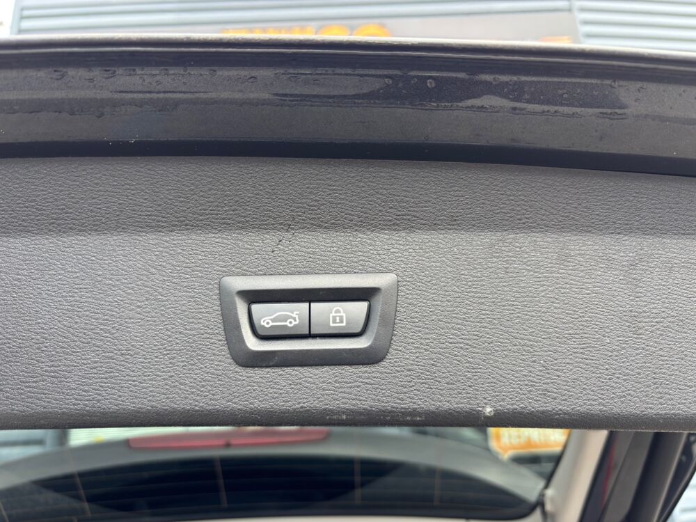 X1 1.8 D X DRIVE 150 Ch X LINE - Attelage - Cam&eacute;ra - Si&egrave;ges cha 2019 occasion 44220 Cou&euml;ron