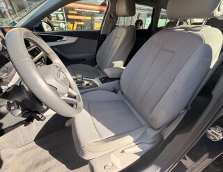 A4 2.0 TDi 150 BUSINESS LINE S-TRONIC BVA 2017 occasion 33100 Bordeaux