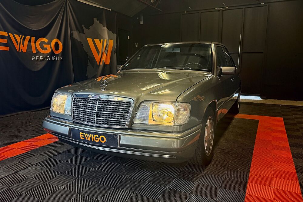 Classe E W124 220 150 Ch ORIGINE FRANCE 1993 occasion 24750 Tr&eacute;lissac
