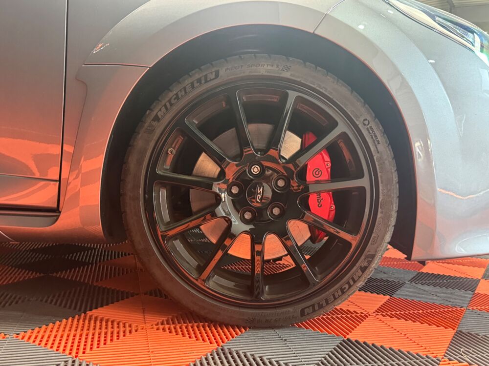 M&eacute;gane COUPE 2.0 275 CH RS TROPHY / RS MONITOR / RECARO / KEYLESS / 2014 occasion 29000 Quimper