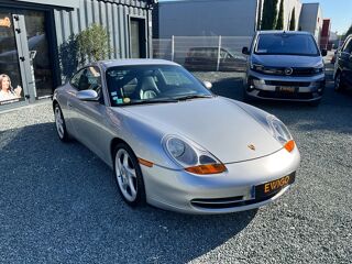 911 COUPE 996 3.4 300 CARRERA / ENTRETIENS PORSCHE / TOIT OUVRAN 1998 occasion 17000 La Rochelle