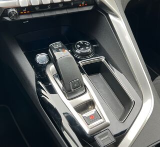 3008 1.2 PURETECH 130ch CROSSWAY EAT8 - SUIVI COMPLET PEUGEOT 2019 occasion 57600 Forbach