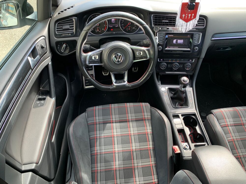 Golf 2.0 TSI 230ch GTI PERFORMANCE DSG6 2014 occasion 69420 Ampuis
