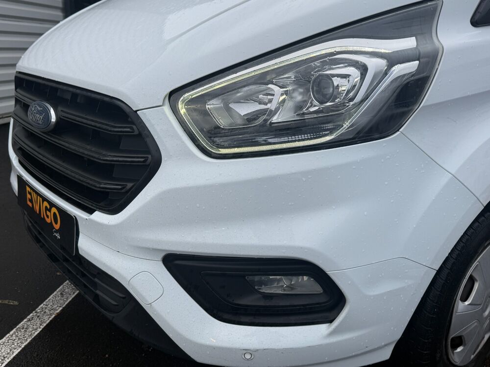 Transit Custom FOURGON 270 2.0 TDCI 130 ch L1H1 LIMITED / CARPLAY / CAMERA 2019 occasion 17100 Saintes