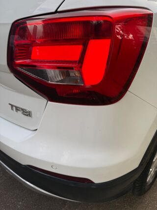 Q2 1.4 TFSI COD 150 BUSINESS LINE S-TRONIC BVA - CLIMATISATION 2017 occasion 76150 Saint-Jean-du-Cardonnay