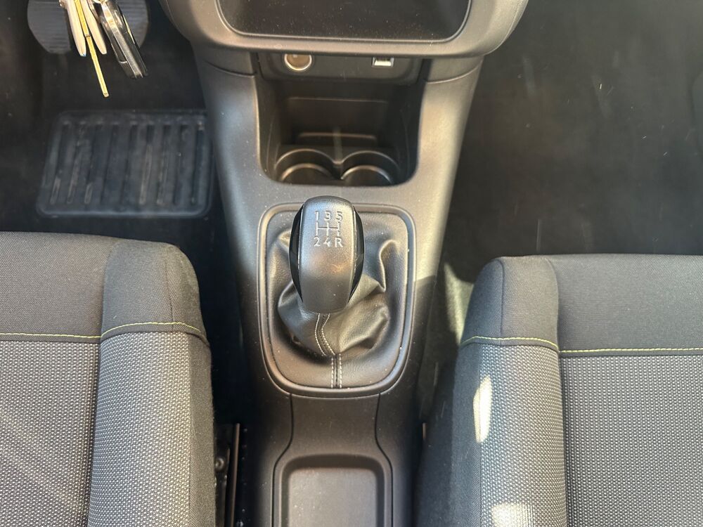 C3 1.2 80ch FEEL PACK / CLIM / RADAR DE RECUL / BLUETOOTH 2022 occasion 38420 Le Versoud
