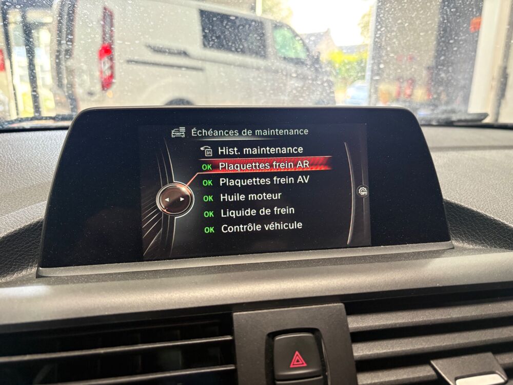 S&eacute;rie 1 1.5 116 D 116 CH BVA / RADARS ARR / BLUETOOTH / REGULATEUR 2015 occasion 29000 Quimper
