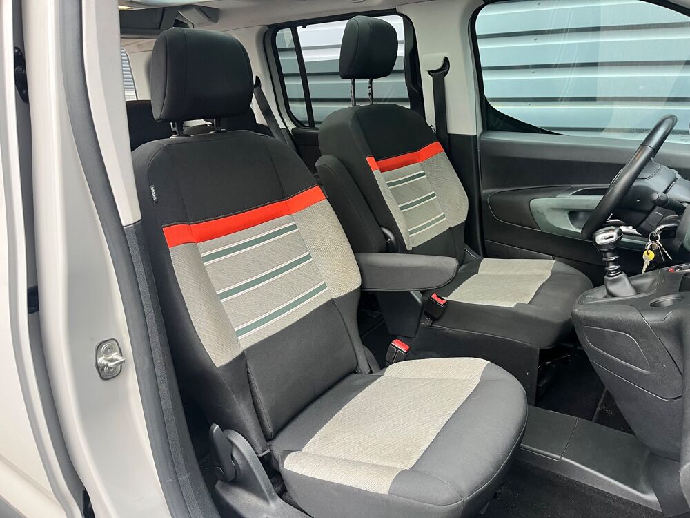 Berlingo 1.5 BLUEHDI 130 SHINE Radar AV/AR - Carplay - Toit panoramiq 2019 occasion 44220 Cou&euml;ron