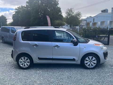 C3 Picasso 1.2 110 EXCLUSIVE / Entretien Citro&euml;n / Distribution faite / 2016 occasion 17000 La Rochelle