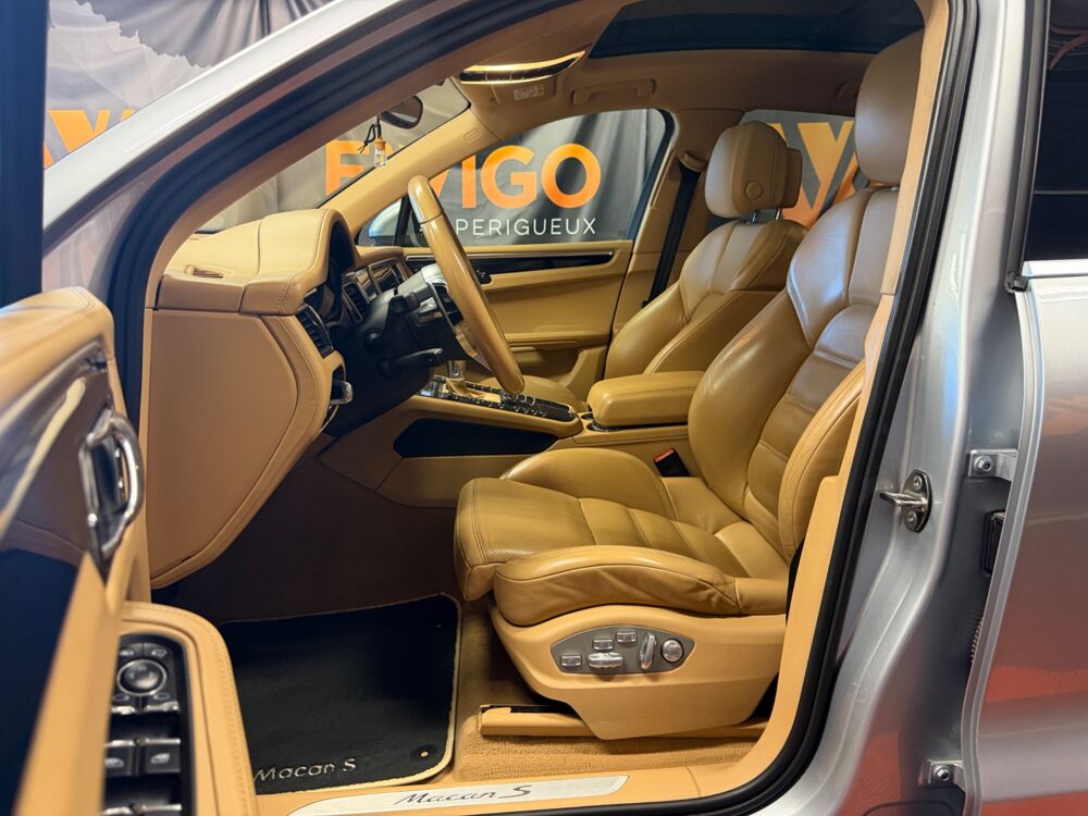 Macan 3.0 DIESEL 260Ch S PDK BVA SIEGES CHAUFFANT / TOIT OUVRANT 2014 occasion 24750 Tr&eacute;lissac