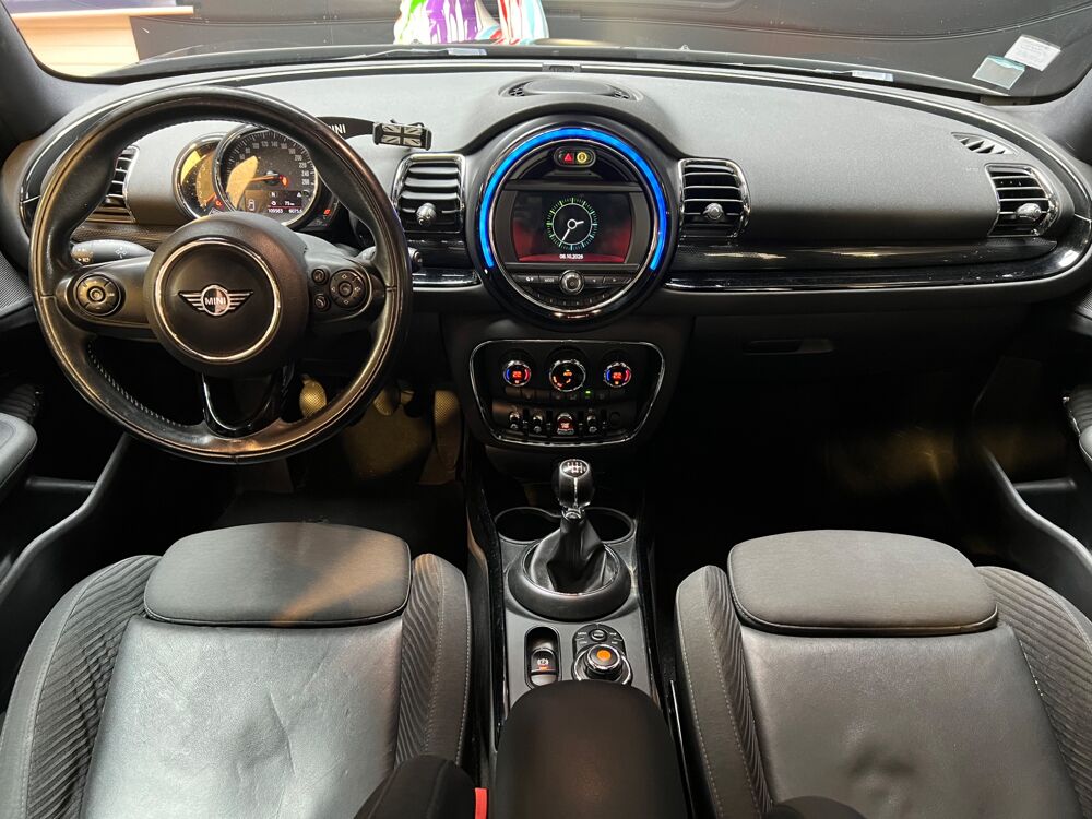 Clubman 1.5 D 115Ch ONE - TOIT OUVRANT - CARPLAY - CAM&Eacute;RA DE RECUL - 2018 occasion 33320 Eysines