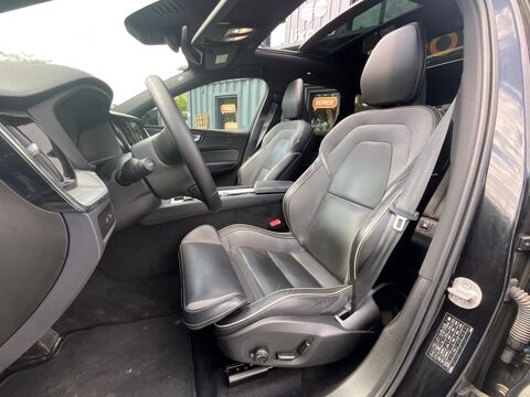 XC60 Black &eacute;dition II T6 253cv+145cv SIEGES CHAUFFANTS AV/AR / RE 2023 occasion 17000 La Rochelle