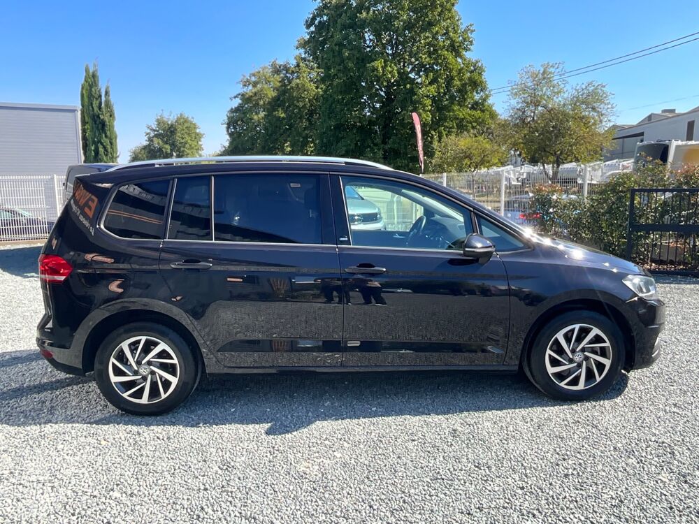 Touran Places 1.6 TDI 115 BLUEMOTION ALLSTAR DSG / 7 Places / Entre 2017 occasion 17000 La Rochelle