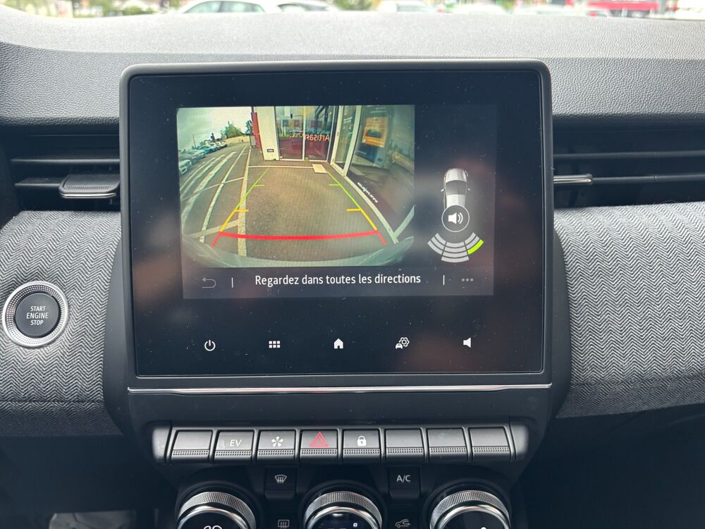 Clio 1.6 E-TECH 145 ch FULL-HYBRID TECHNO BVA 2023 occasion 64320 Idron