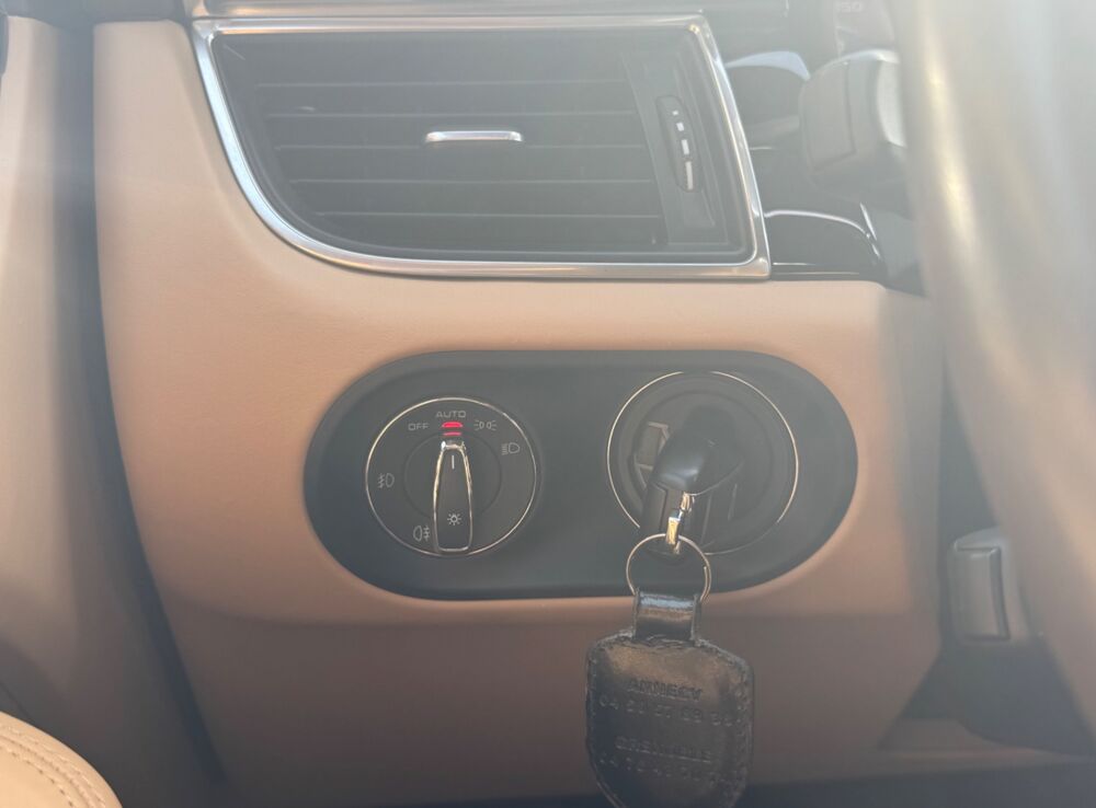 Macan 3.0 V6 258CH S DIESEL - PDK - ENTRETIEN PORSCHE 2015 occasion 13700 Marignane