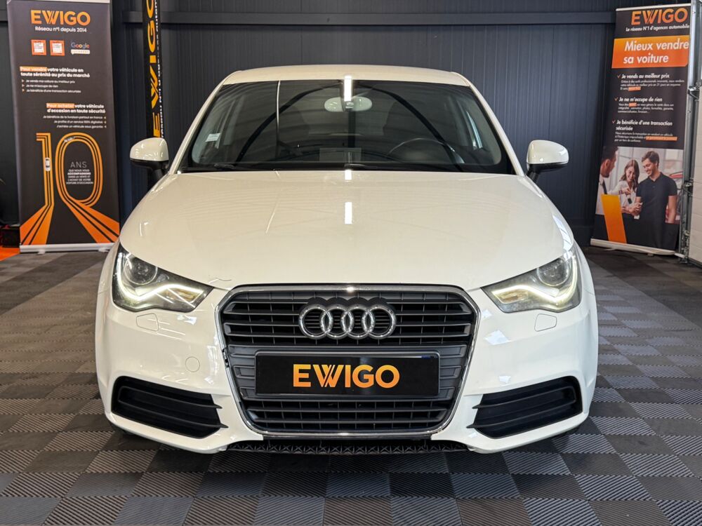 A1 1.2 TFSI 90Ch- AMBITION 2012 occasion 79000 Niort