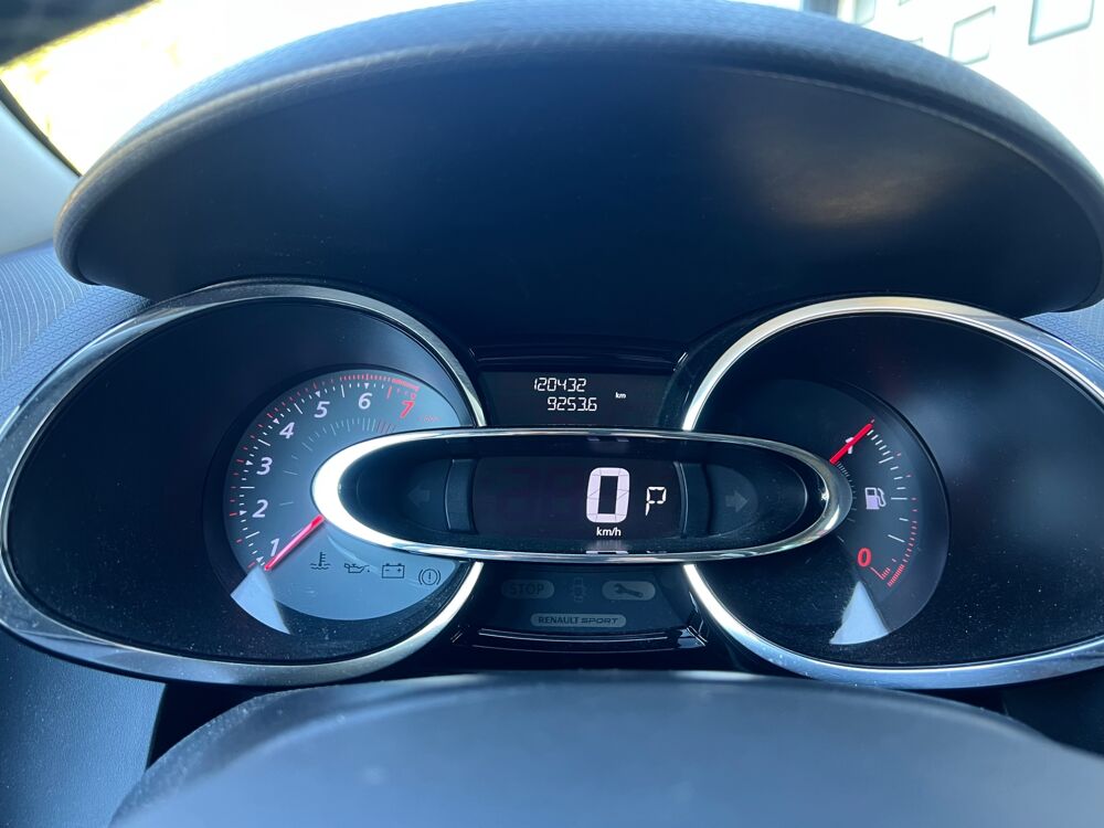 Clio GT 1.2 TCE 120 cv EDC BVA - HISTORIQUE LIMPIDE 2014 occasion 68170 Rixheim