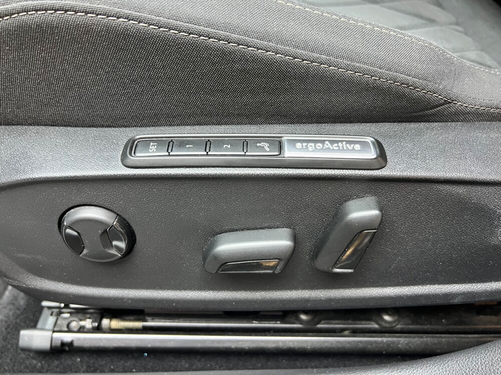 Golf 1.5 E-TSI 150 MHEV HYBRID STYLE DSG BVA – MATRIX LED – IQ.LI 2020 occasion 33320 Eysines