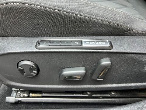 Golf 1.5 E-TSI 150 MHEV HYBRID STYLE DSG BVA – MATRIX LED – IQ.LI 2020 occasion 33320 Eysines