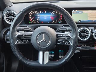 Classe A 2.0 200 D 150 AMG LINE 8G-DCT BVA 2023 occasion 68170 Rixheim