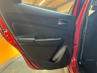Swift 1.4 BOOSTERJET 130 SHVS SPORT // 1ERE MAIN // SUIVI SUZUKI / 2023 occasion 33320 Eysines