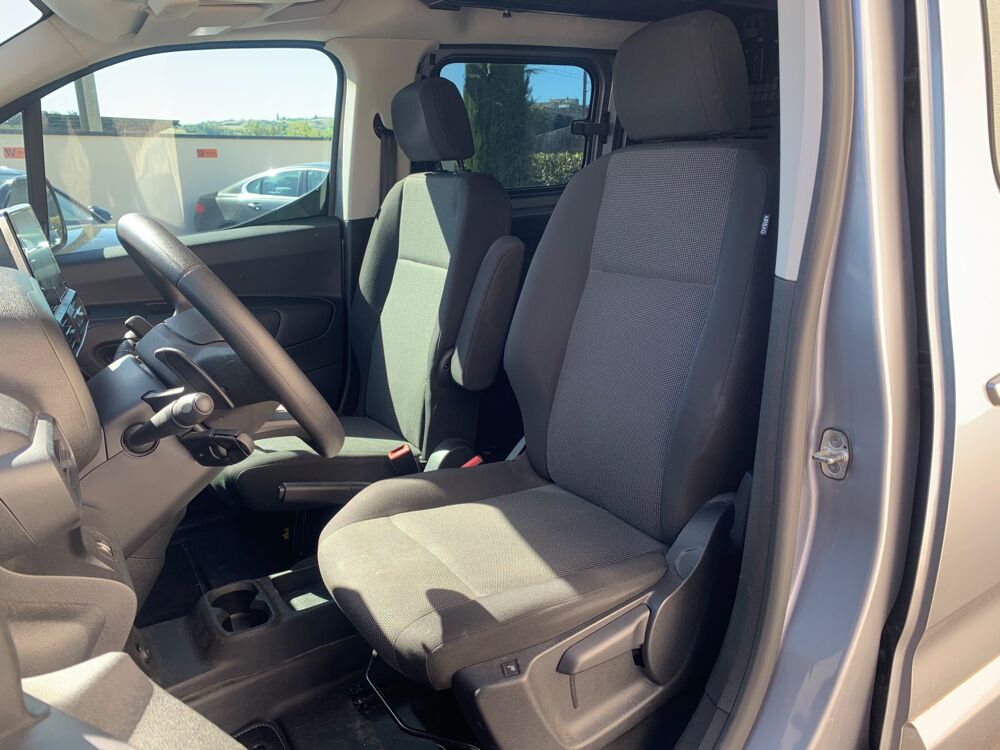 Berlingo VAN CABINE APPROFONDIE R&eacute;tractable 1.5 BLUEHDI 130ch/ Prix 2024 occasion 69420 Ampuis