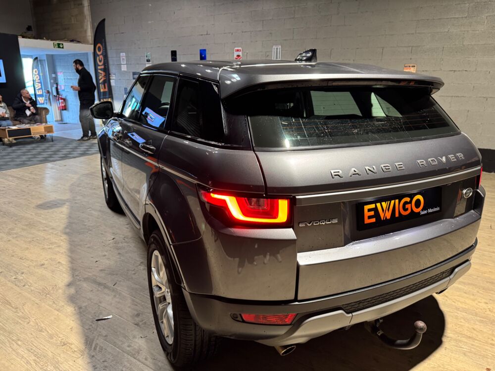 Range Rover Evoque 2.0 TD4 180 SE DYNAMIC 4WD BVA ENTRETIEN CONSTRUCTEUR ET MOT 2017 occasion 60740 Saint-Maximin