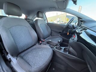 Corsa 1.2VTI 70Ch ACTIVE - MOTEUR &Agrave; CHAINE - 1 &Egrave;RE MAIN - CLIMATI 2016 occasion 27000 &Eacute;vreux