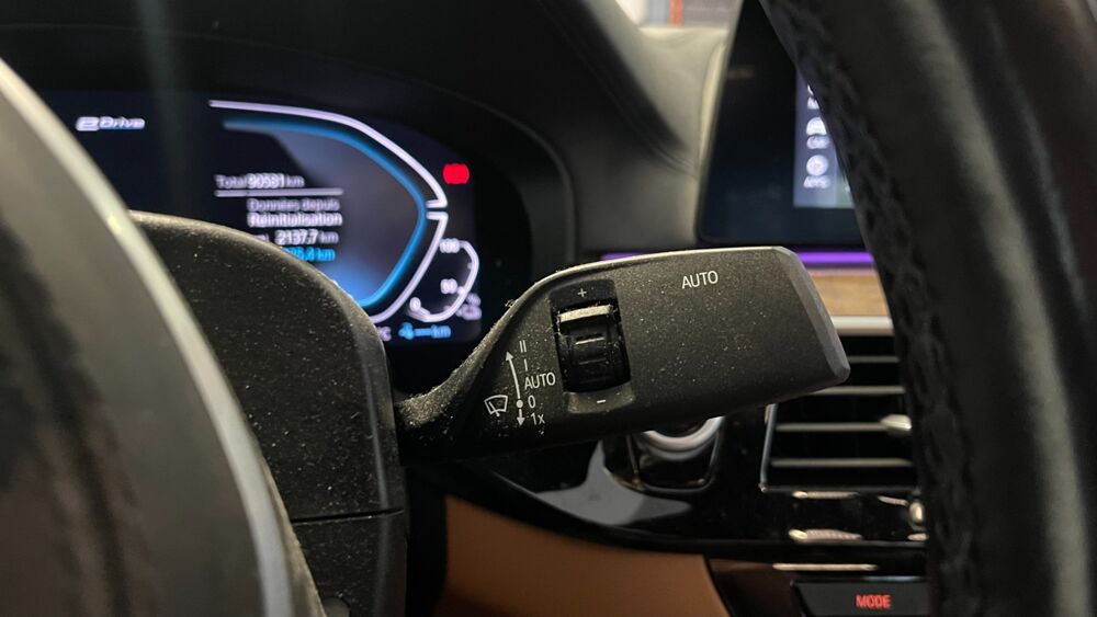 S&eacute;rie 5 2.0 530 E IPERFORMANCE 252ch 185 PHEV HYBRID BUSINESS DESIGN 2019 occasion 21850 Saint-Apollinaire