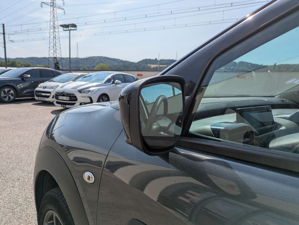 C4 cactus 1.2 80ch SHINE / Camera / Nouvelle Courroie . 2017 occasion 69420 Ampuis