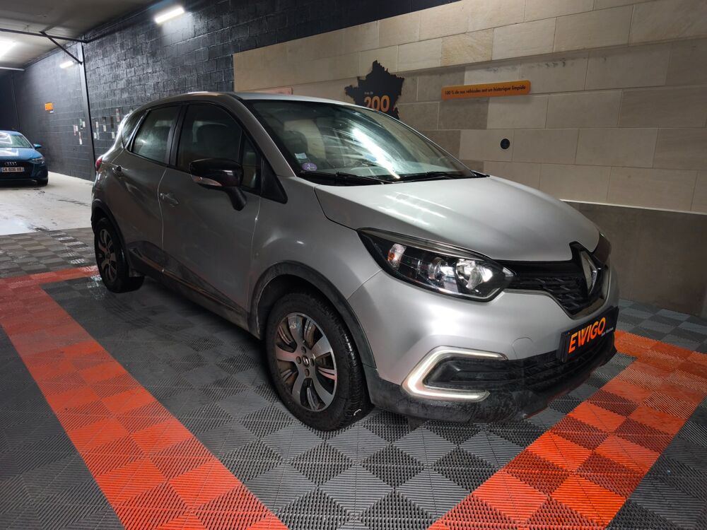 Captur 0.9 TCE 90 BUSINESS PREMIERE MAIN 2020 occasion 60740 Saint-Maximin
