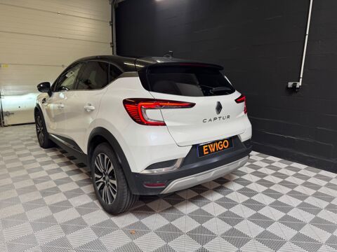 Captur 1.3 TCE 160 HYBRID ICONIC TOIT OUVRANT/ GRAND ECRAN/ CAMERA 2022 occasion 78125 Gazeran