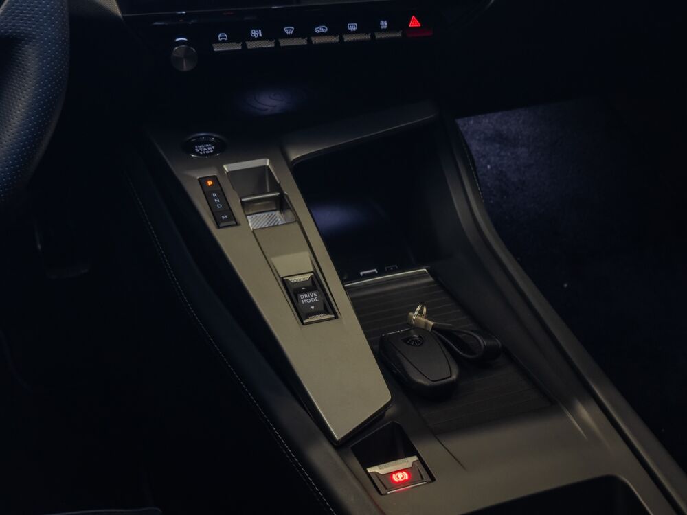 308 Hybrid 136 e-DCS6 GT 2024 occasion 76190 &Eacute;calles-Alix
